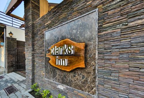 Hotel Clarks Inn Srinagar