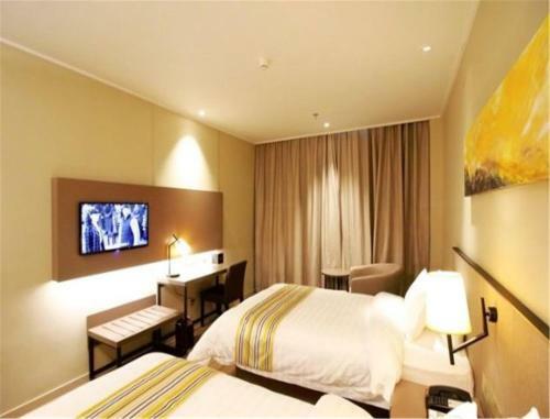 Hotel Home Inn Plus Qingdao Yinchuan West Road Software Park
