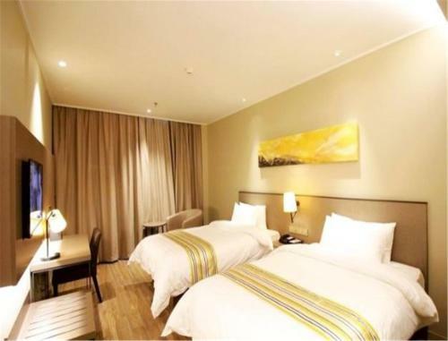 Hotel Home Inn Plus Qingdao Yinchuan West Road Software Park