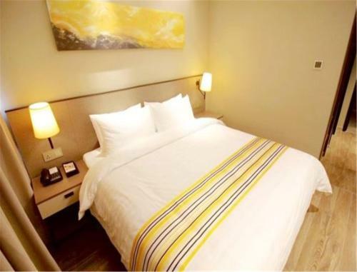 Hotel Home Inn Plus Qingdao Yinchuan West Road Software Park
