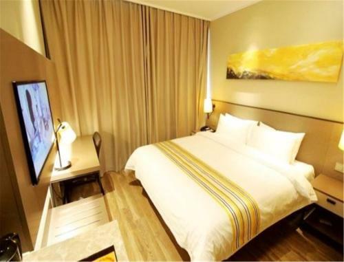 Hotel Home Inn Plus Qingdao Yinchuan West Road Software Park