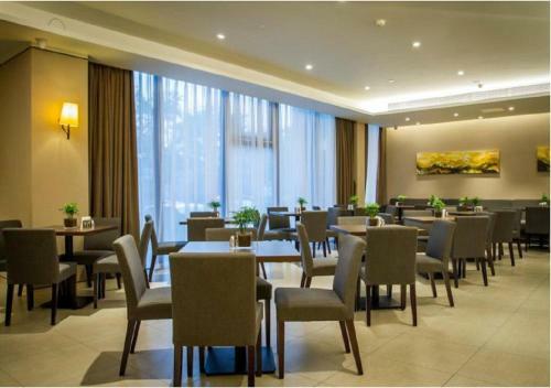 Hotel Home Inn Plus Qingdao Yinchuan West Road Software Park