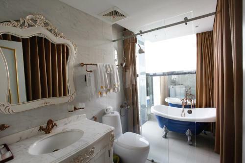 Hoang Trieu Hotel