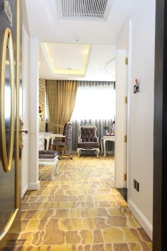 Hoang Trieu Hotel