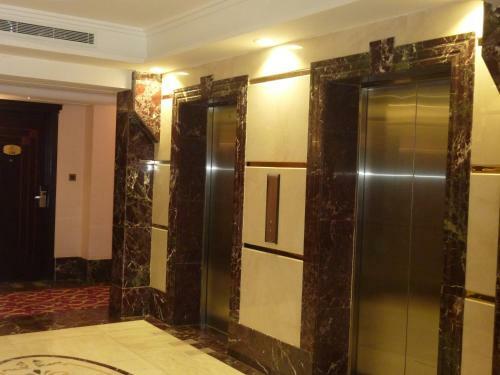 Hotel Alwaleed Tower