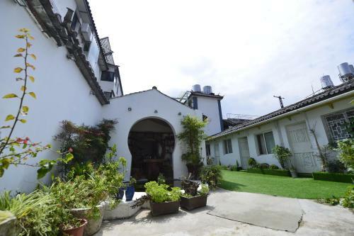 A Thuja Inn