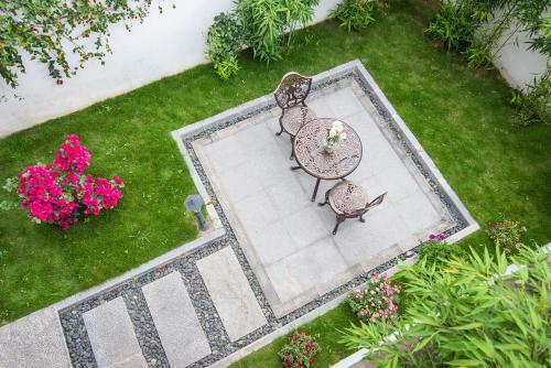 Villa Dali Loving Romance Hotel