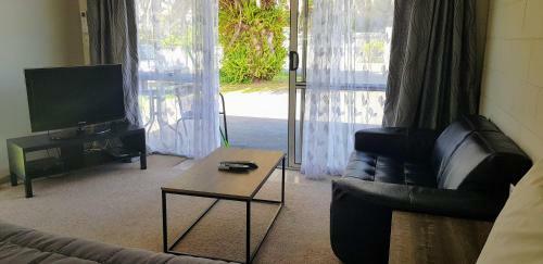 Fountain Court Motel