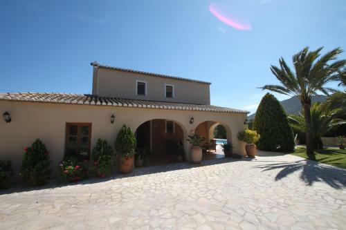 Villa Finca Cantares