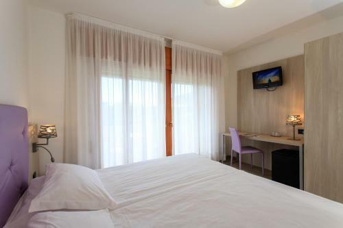 Hotel Airone
