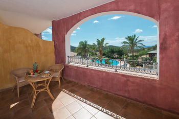 Hotel Cruccuris Resort