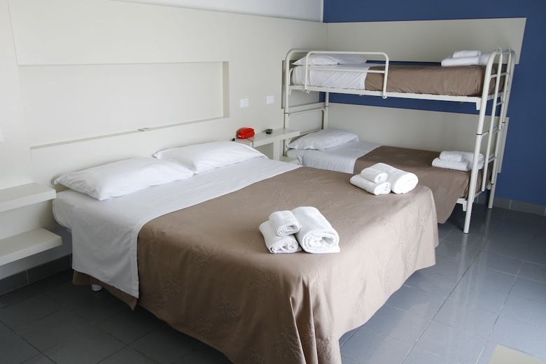 Hotel Desire'
