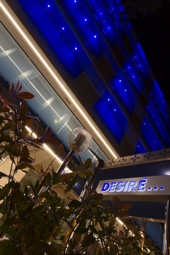 Hotel Desire'