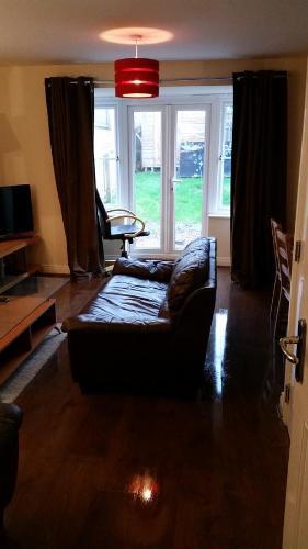 Livingston Ideal Commuter House