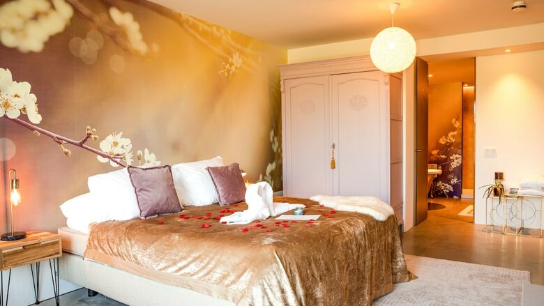 Bed & Breakfast La Marquise Chambres D'h�tes De Luxe