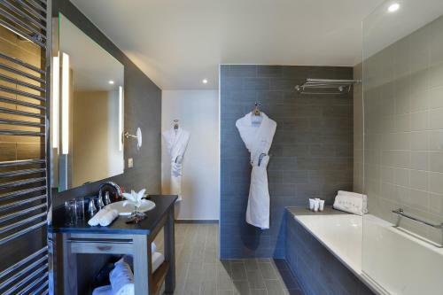 La Mainaz Hotel Restaurant And Resort