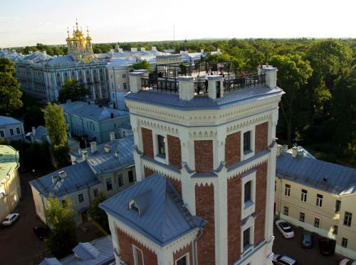 Hotel Pevcheskaya Bashnya