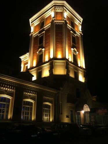Hotel Pevcheskaya Bashnya