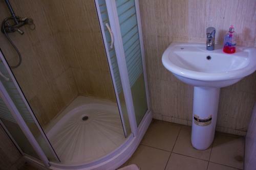 Hotel Deen Apartment Services