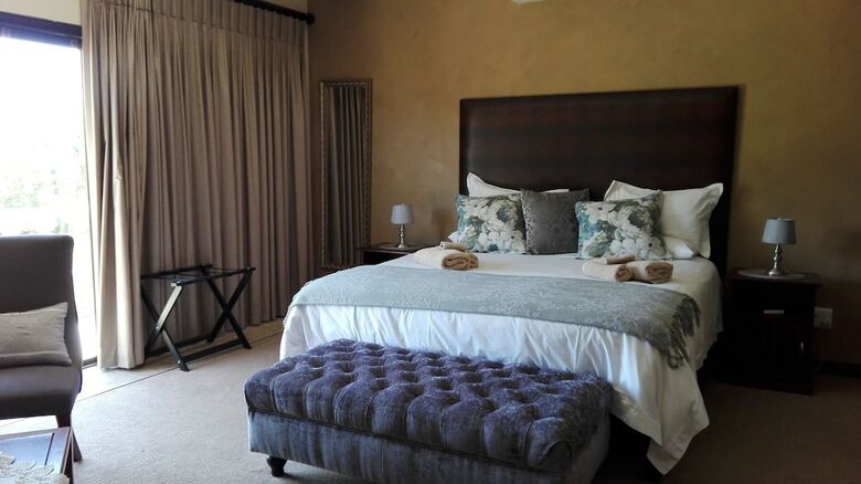 Hostal Sunset Manor Guest House