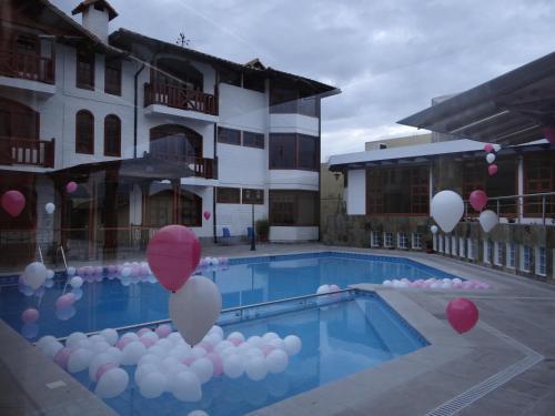 Hostal Hosteria El Imperio Real