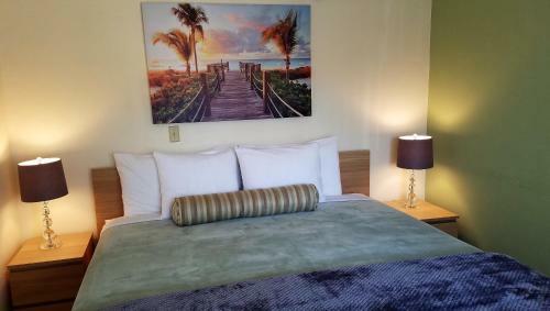 Johns Pass Beach Motel
