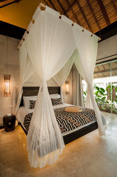 Bed & Breakfast Karmagali Suites
