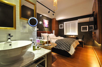 February Hotel Apsan