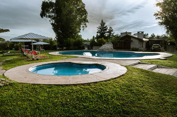 Hotel Hoster�a Y Caba�as Valle Fertil