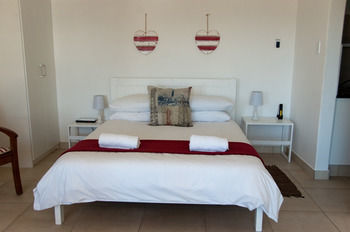 Hotel Roman Rock Studios