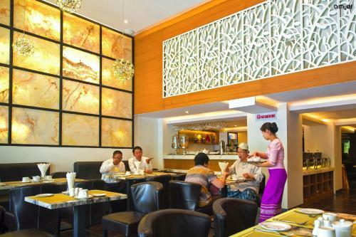 Unity Hotel