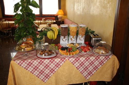 Hotel Albergo Ristorante Leon D'oro