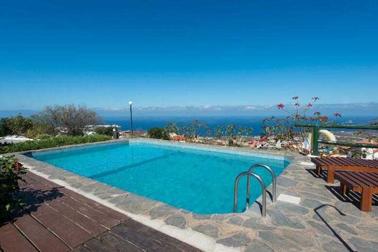 Apartamentos La Brujita