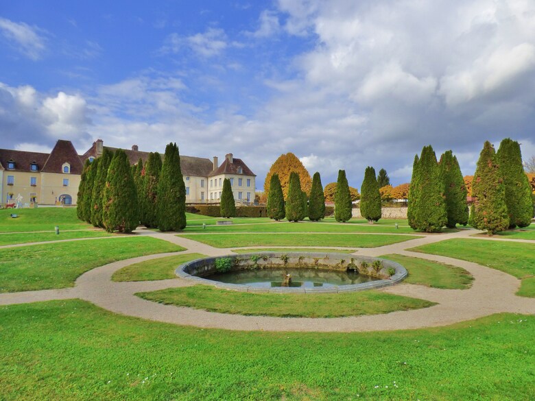 Hotel Chateau De Gilly