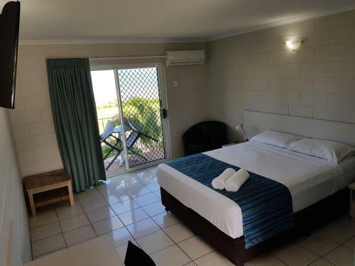 Hotel Cardwell Beachcomber Motel & Tourist Park