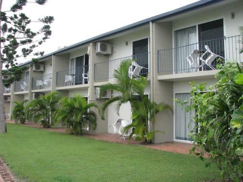 Hotel Cardwell Beachcomber Motel & Tourist Park