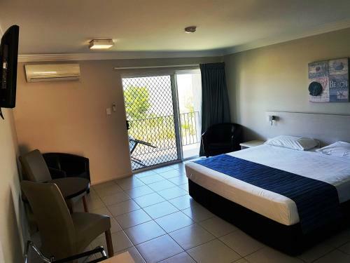 Hotel Cardwell Beachcomber Motel & Tourist Park