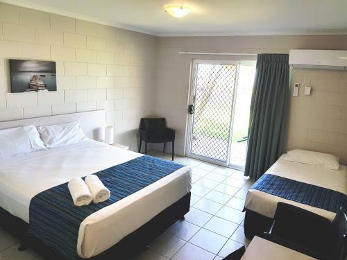 Hotel Cardwell Beachcomber Motel & Tourist Park