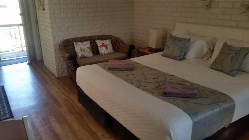Holland Park Motel