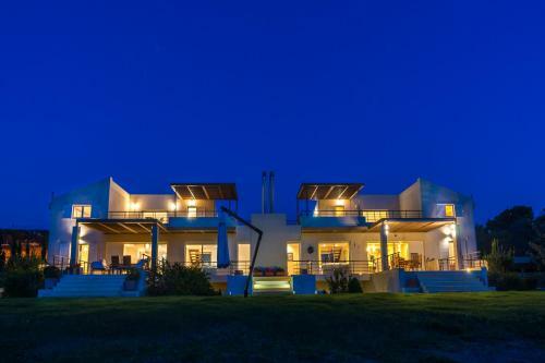 Legrena Beach Villa