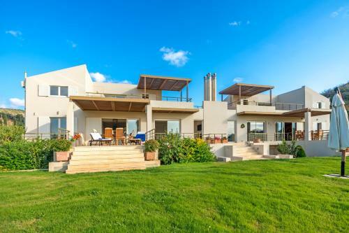 Legrena Beach Villa