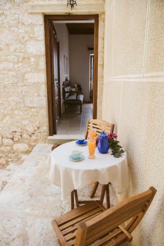 Villa Antonis