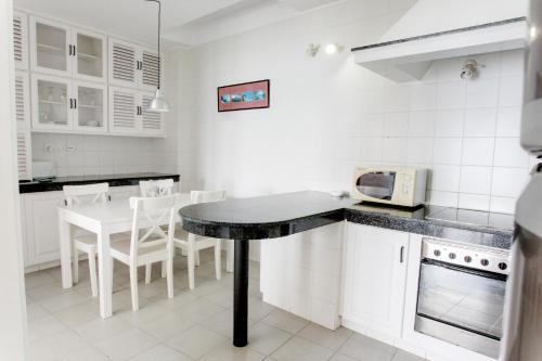 Apartamento Edificio Playa Chica
