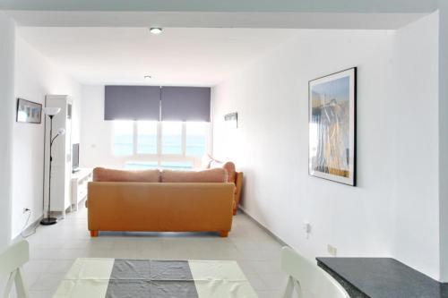 Apartamento Edificio Playa Chica