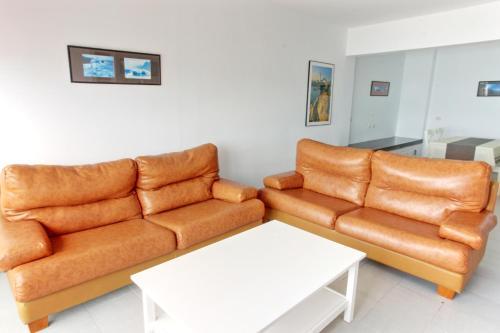 Apartamento Edificio Playa Chica