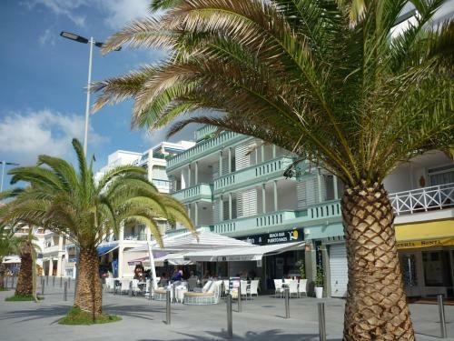 Apartamento Nisamar Atico A