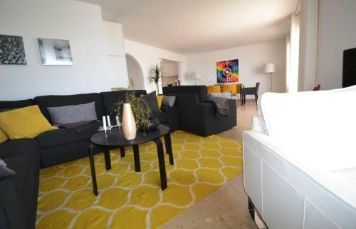 Nautilus Apartment