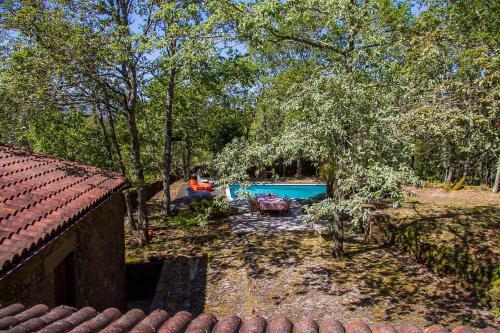 Liiiving In Caminha | Oak Tree Chill House