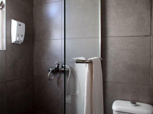 Albergue A-t�pica Guesthouse