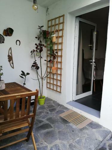 Albergue A-t�pica Guesthouse